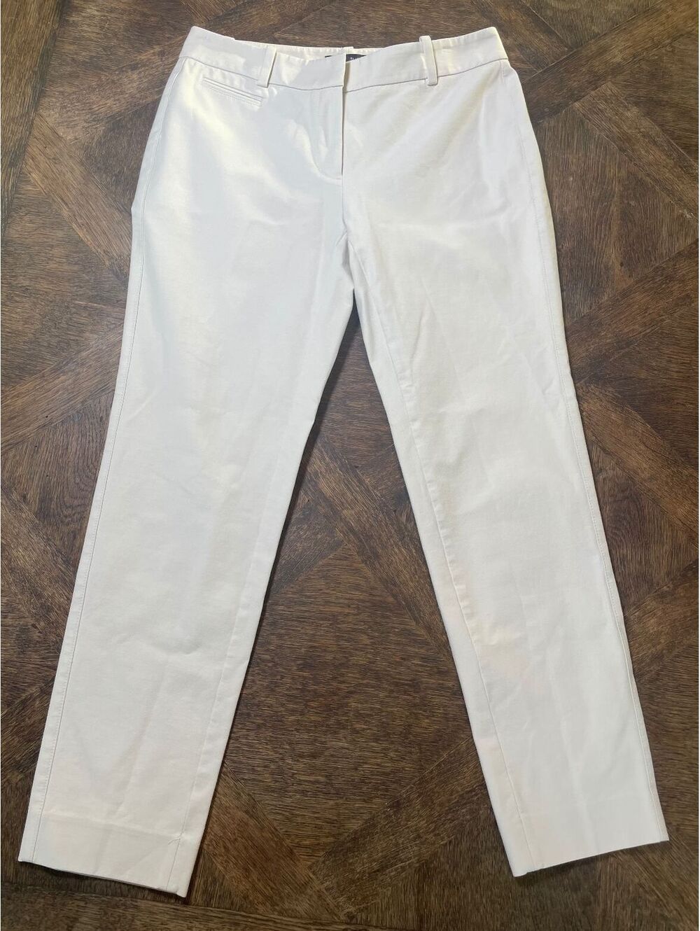 White House Black Market slim ankle khaki trouser size 4R EUC